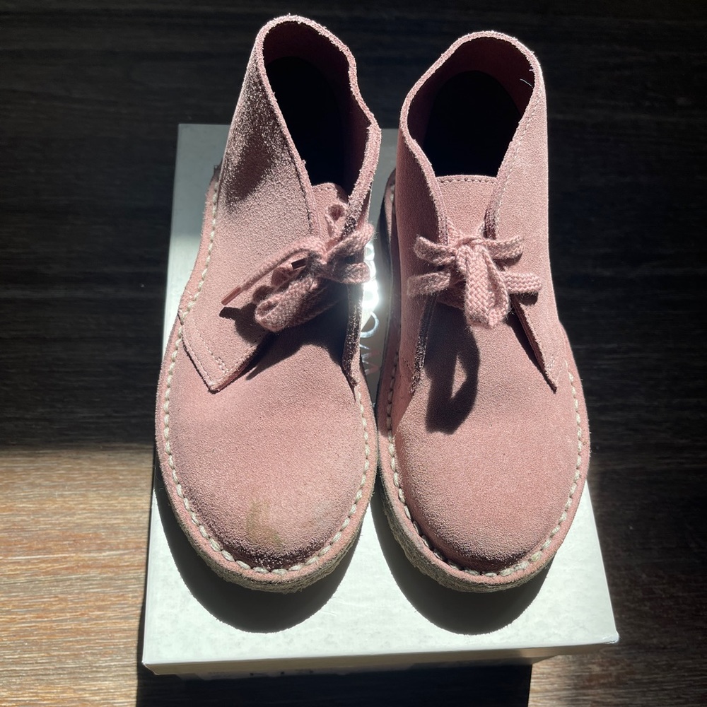 Suede boots